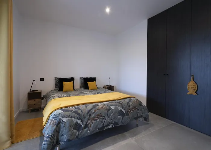 Villa Bord De Avec Piscine Hyères