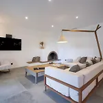 Bord De Avec Piscine Hyeres