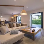 Bord De Avec Piscine Villa Hyeres
