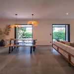Villa Bord De Avec Piscine *