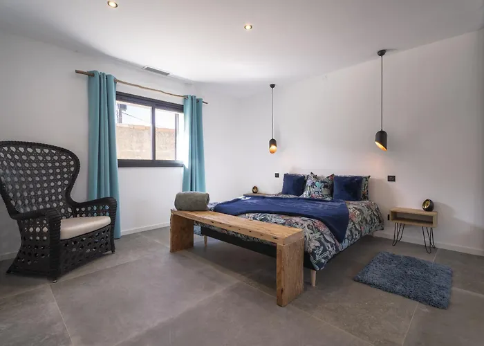 וילה Bord De Avec Piscine הייר