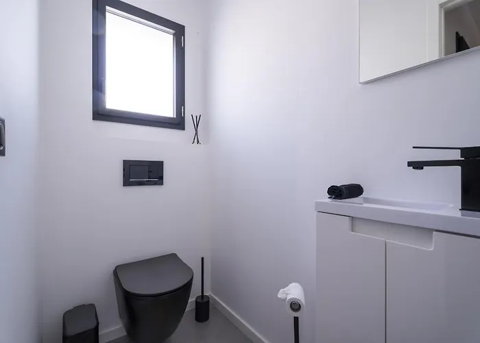 וילה Bord De Avec Piscine