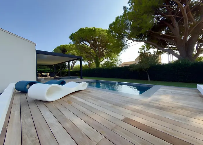 וילה Bord De Avec Piscine